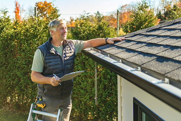 Professional Roofing technician working in Gregory, SD